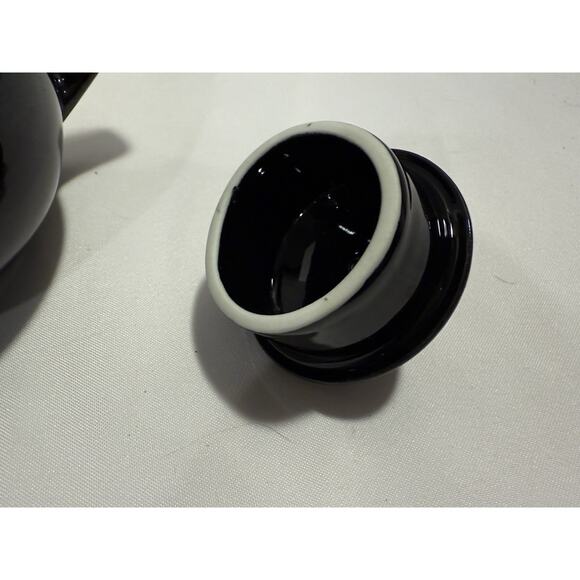 Black Ceramic Teapot With Lid, No chips or cracks, Glossy Modern Shape - Picture 9 of 12